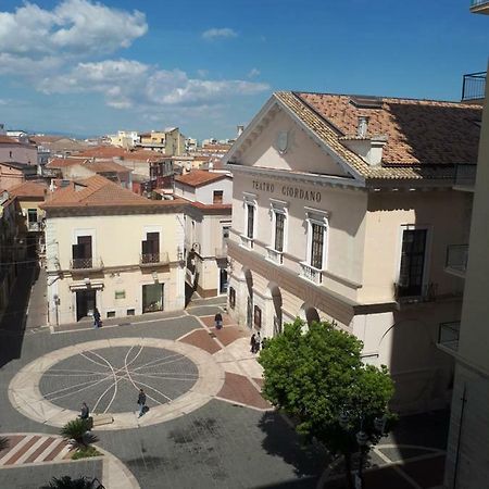 Business Home Piazza Cesare Battisti B&B Residence Foggia Kültér fotó